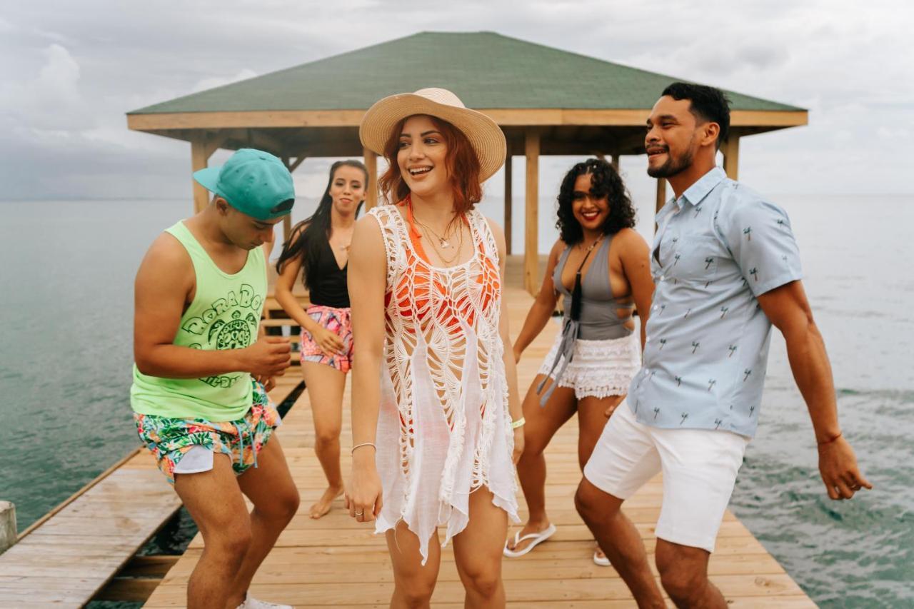 La Ensenada Beach Resort Tela Kültér fotó