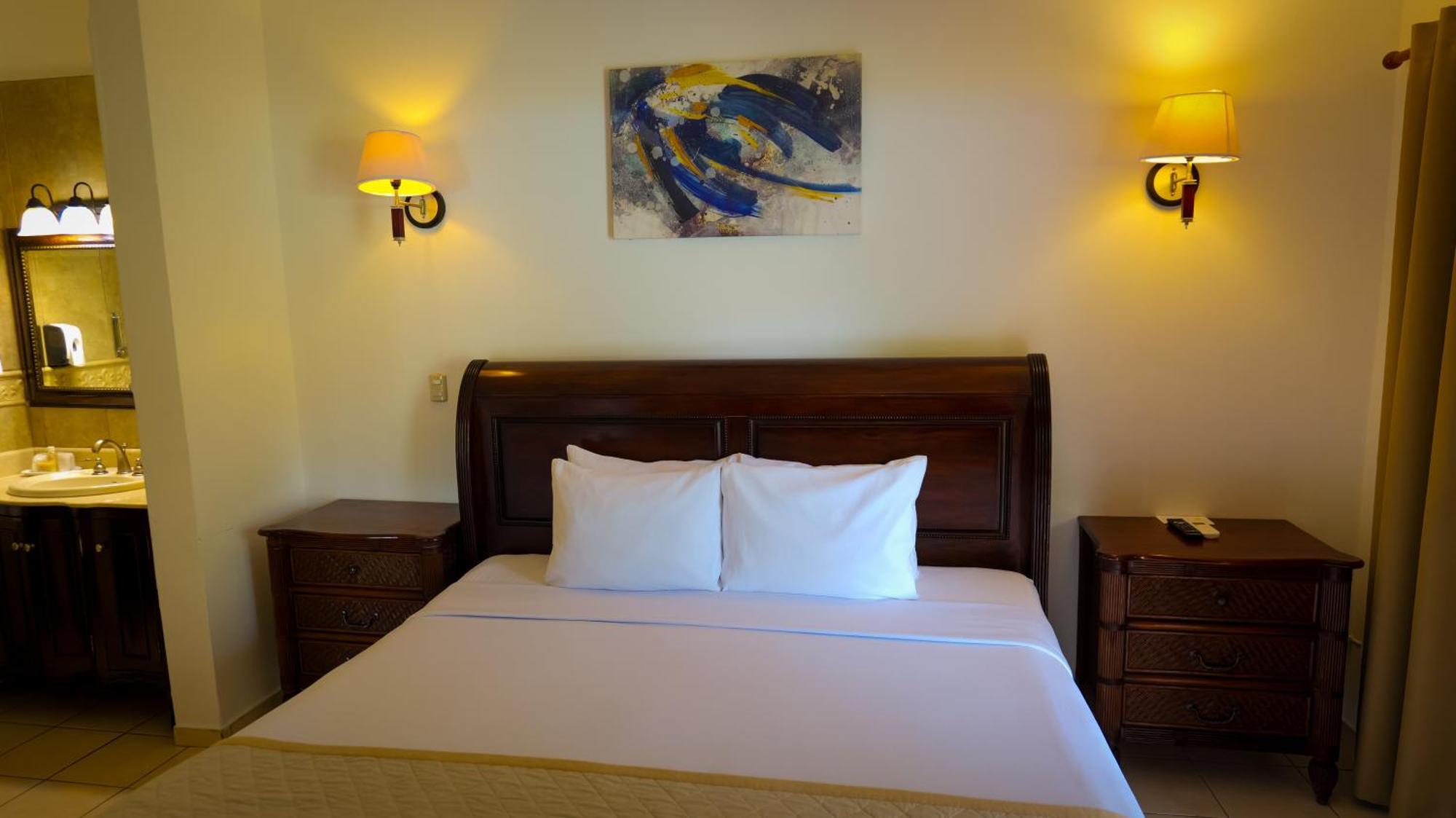 La Ensenada Beach Resort Tela Kültér fotó